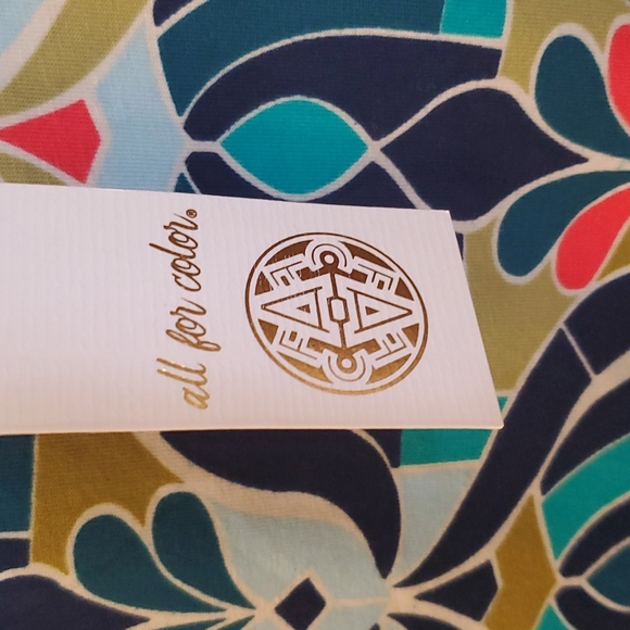 All For Color Cold Shoulder Top - Picture 4 of 5